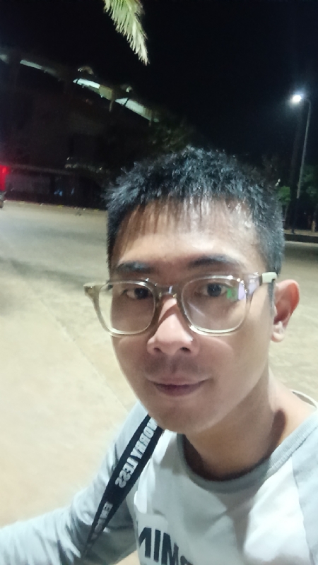 龙龙的第一张照片--衡阳相亲服务中心