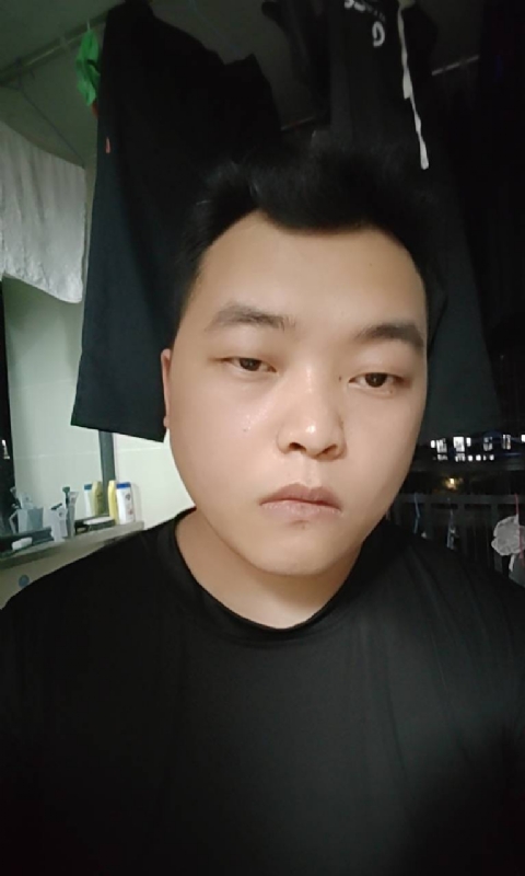 pu往事随风的第一张照片--衡阳相亲服务中心