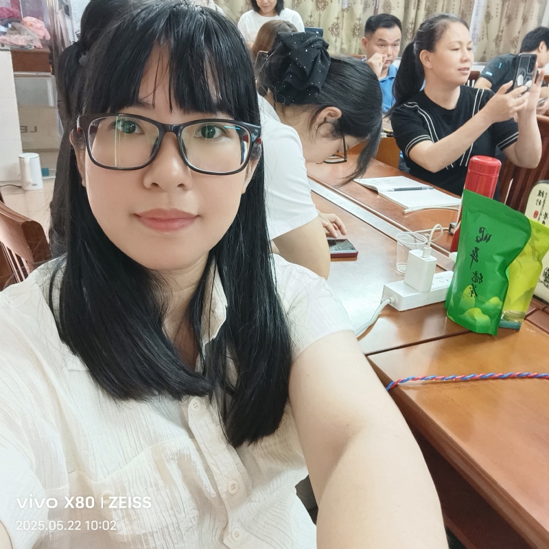 雯城慧敏的第一张照片--衡阳相亲服务中心