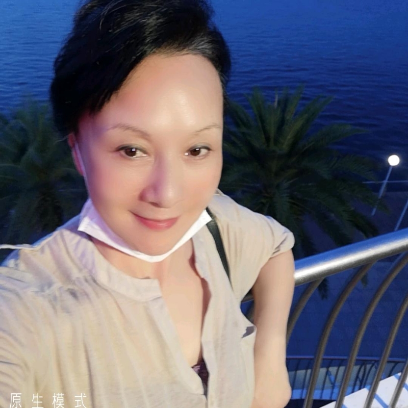 hong的第一张照片--衡阳相亲服务中心