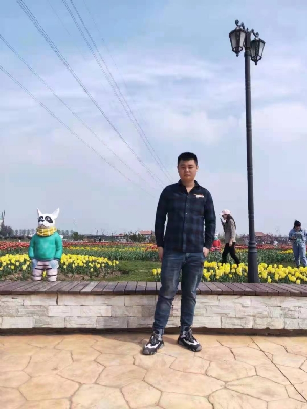 海阔天空的第一张照片--衡阳相亲服务中心