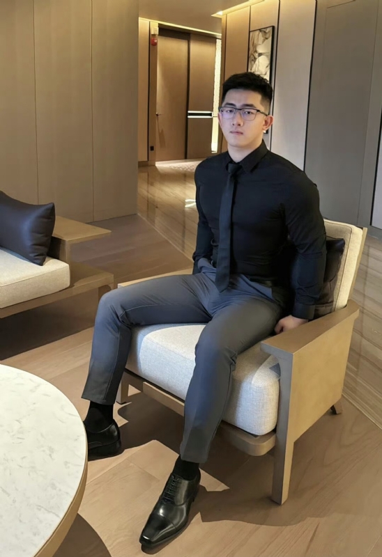 李寒外改英文可家的第一张照片--衡阳相亲服务中心