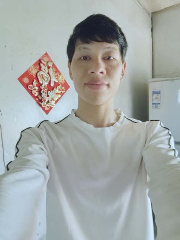 夏风微凉的第一张照片--衡阳相亲服务中心