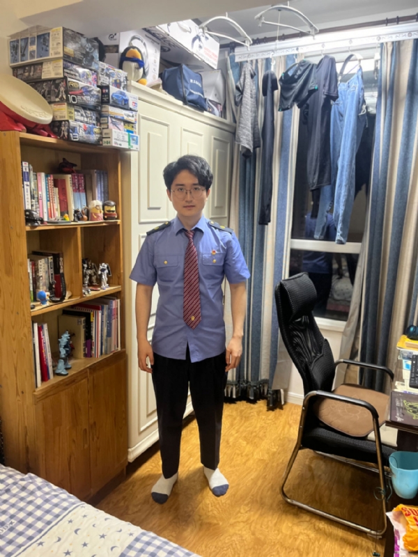 dym的第二张照片--衡阳相亲服务中心