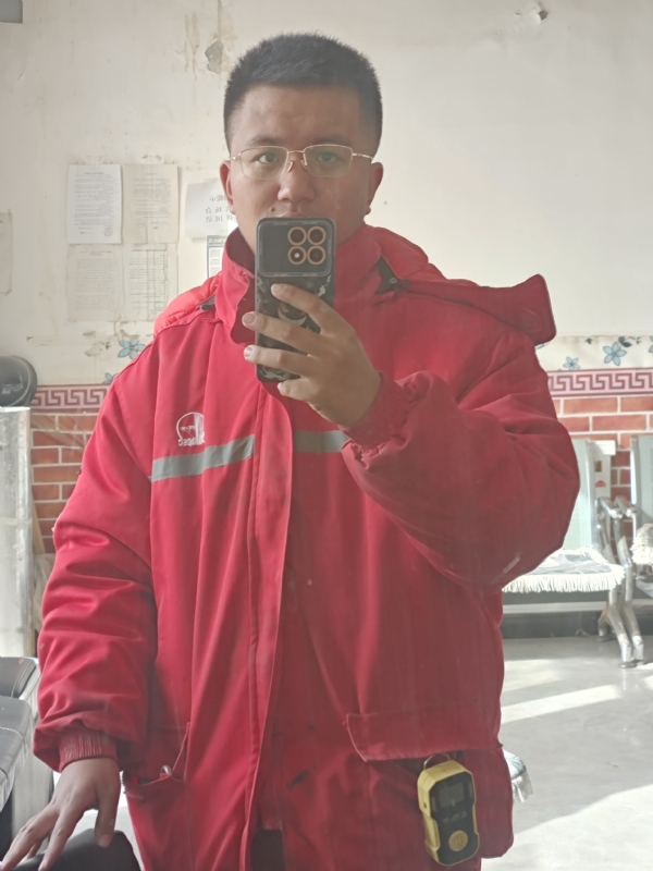 鹤某的第一张照片--衡阳相亲服务中心