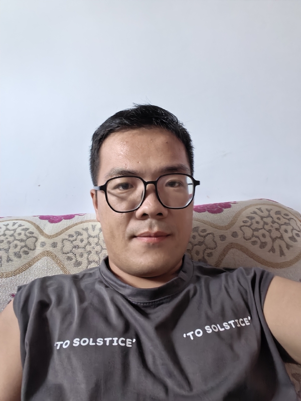 卫TF的第二张照片--衡阳相亲服务中心