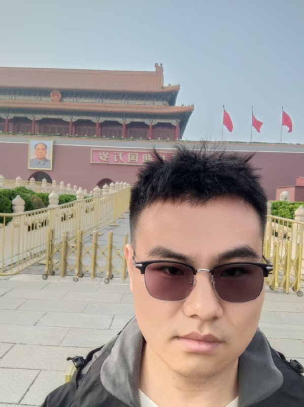 喧嚣的风的第一张照片--衡阳相亲服务中心