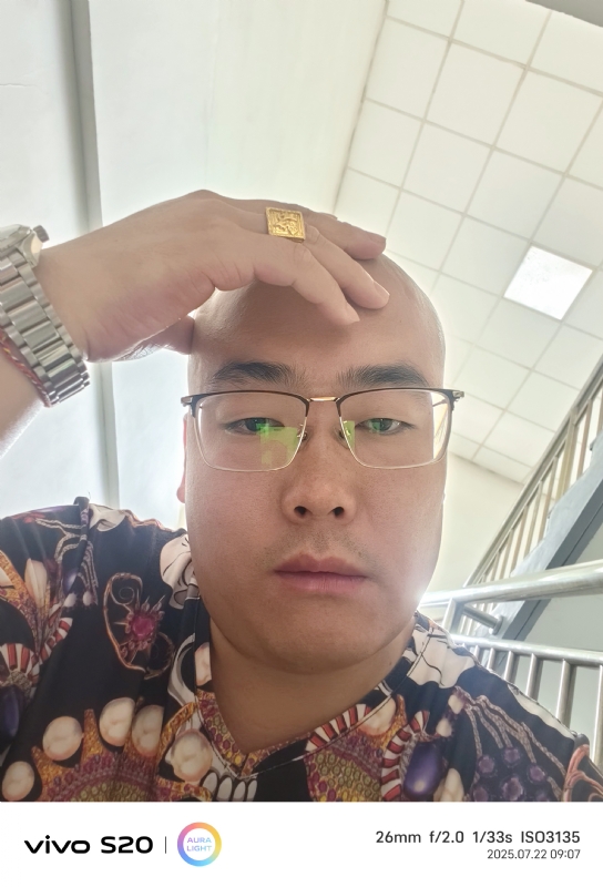 一生诺言的第五张照片--衡阳相亲服务中心