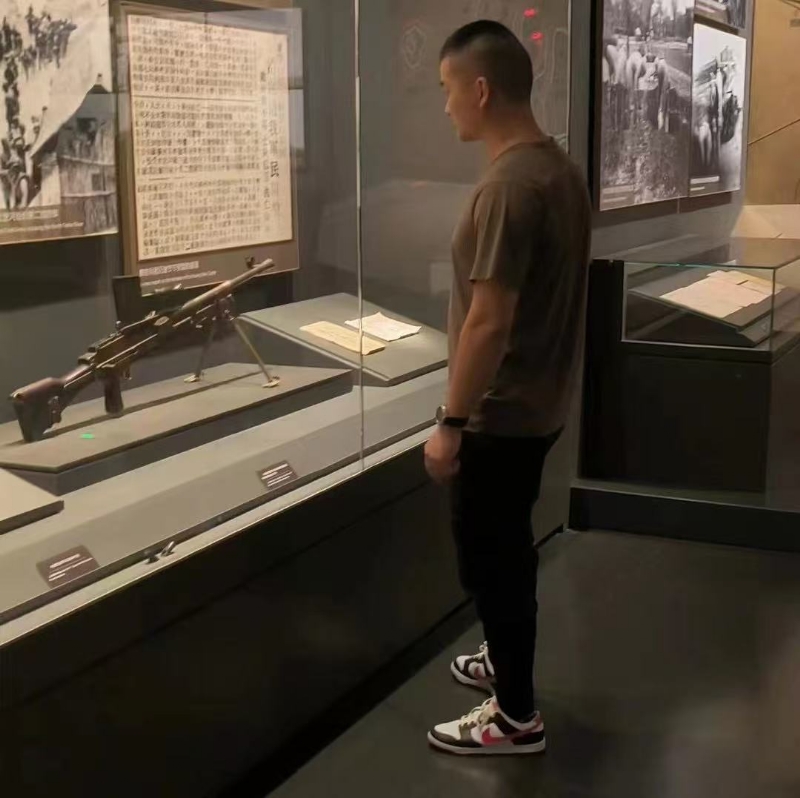 霸气的第一张照片--衡阳相亲服务中心