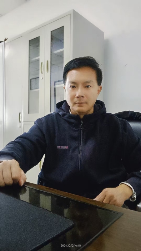 枫叶的第一张照片--衡阳相亲服务中心