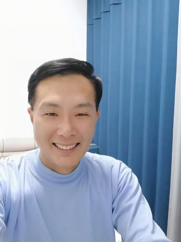 枫叶的第三张照片--衡阳相亲服务中心