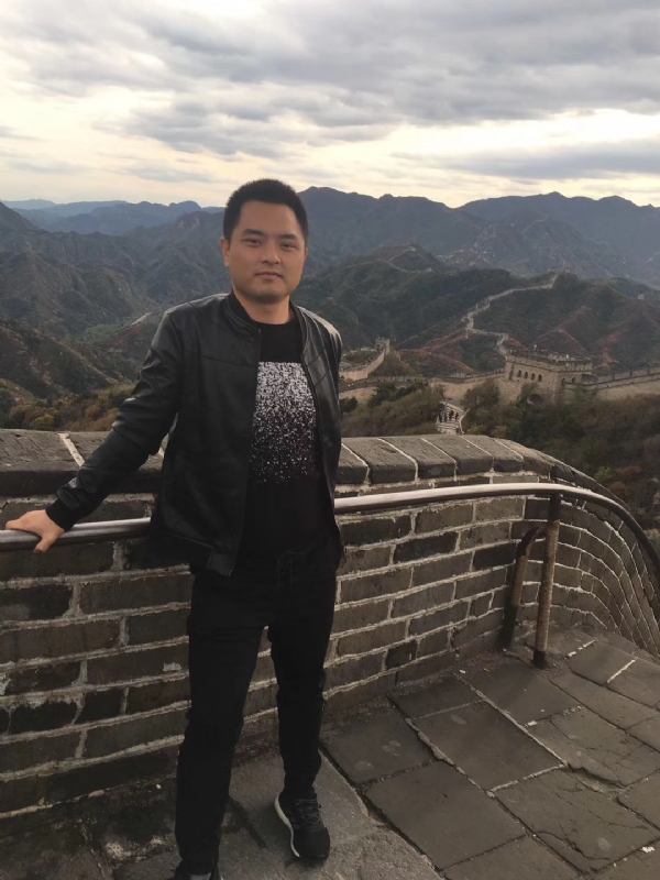 海阔天空的第一张照片--衡阳相亲服务中心