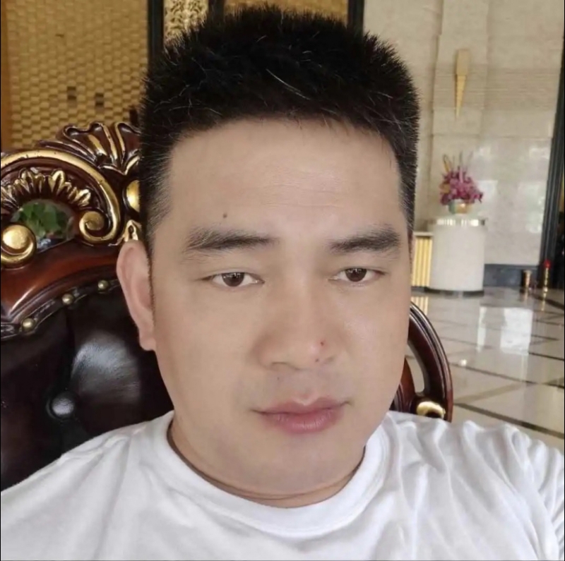 随风的第一张照片--衡阳相亲服务中心