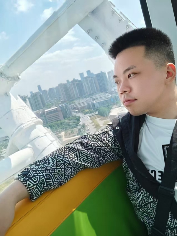 唐山相亲的第一张照片--衡阳相亲服务中心