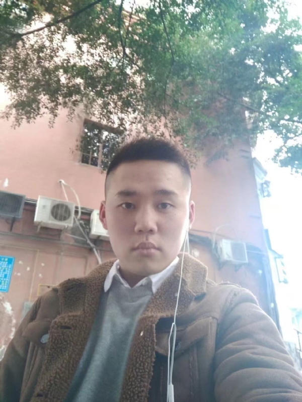 想了很久的男人的第一张照片--衡阳相亲服务中心