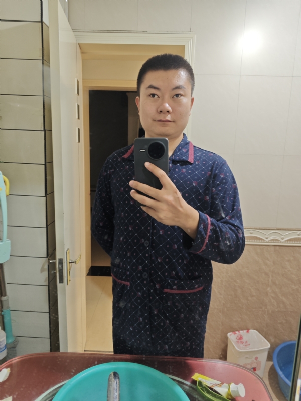 迷迷糊糊的第一张照片--衡阳相亲服务中心