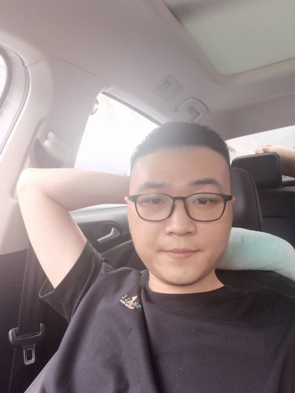 JingY的第一张照片--衡阳相亲服务中心