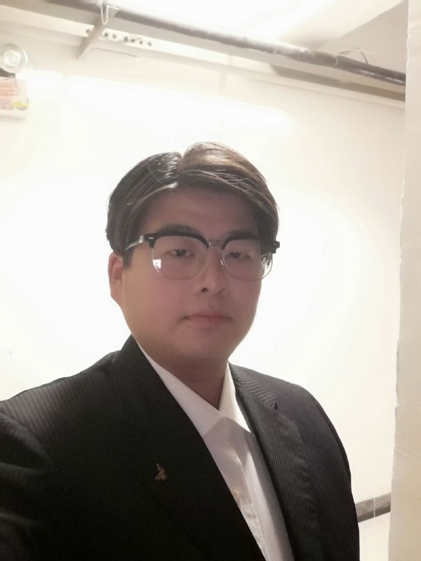 孤独一人的第一张照片--衡阳相亲服务中心