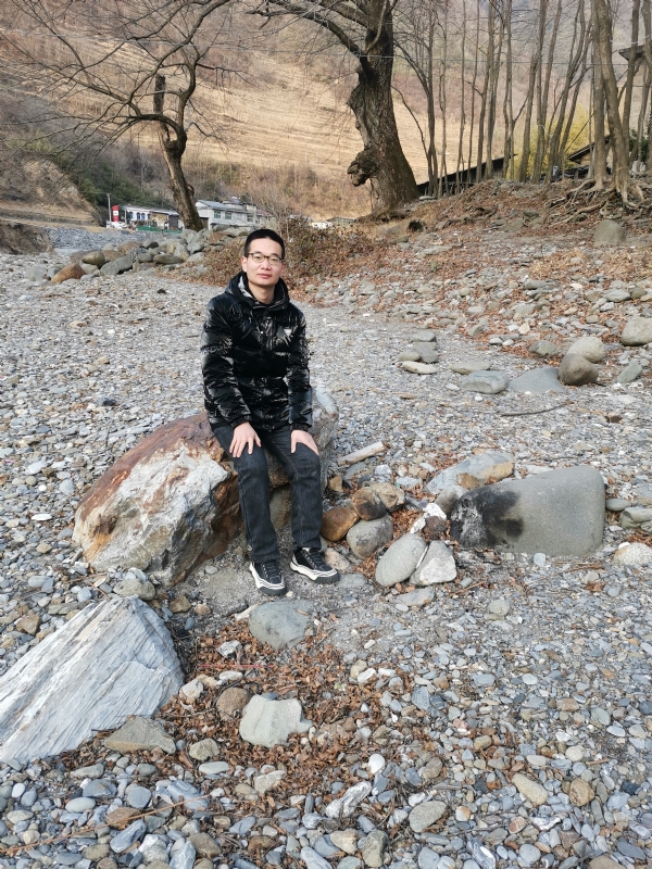 众里寻她的第一张照片--衡阳相亲服务中心