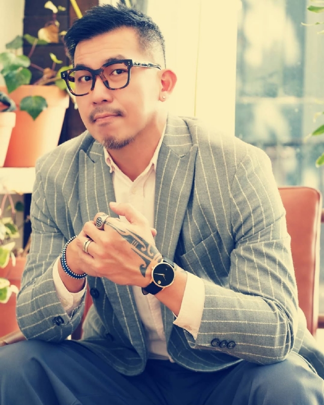 晚风渡半舟的第一张照片--衡阳相亲服务中心