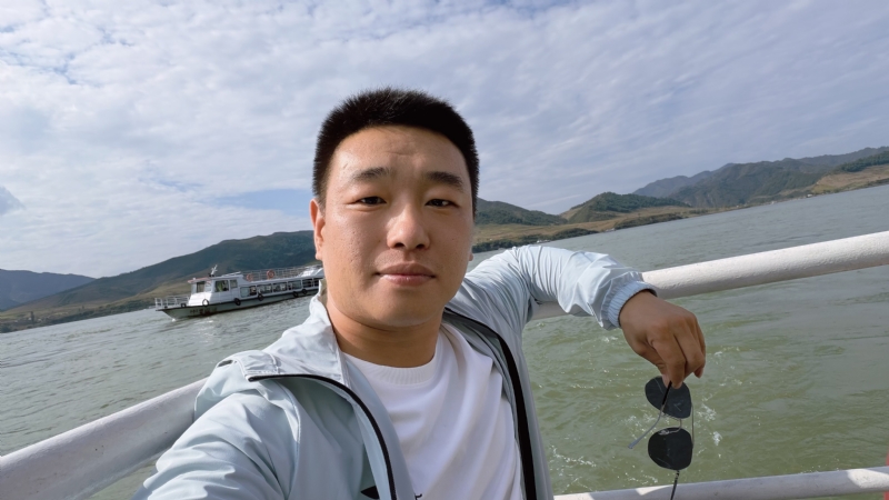 烟花易笑的第四张照片--衡阳相亲服务中心