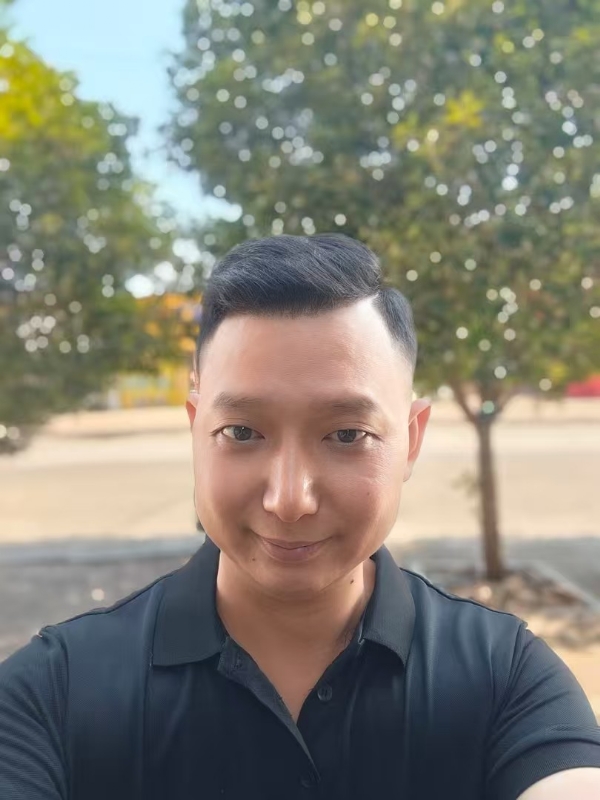 巷子里的猫的第一张照片--衡阳相亲服务中心