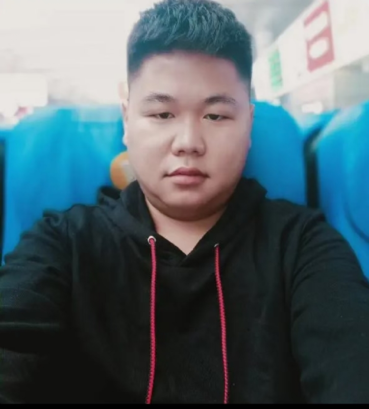 黄斌的第一张照片--衡阳相亲服务中心