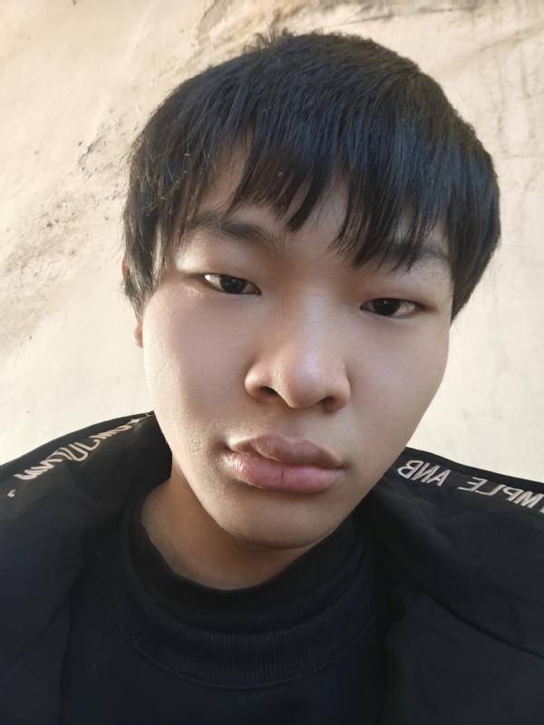 台子的第一张照片--衡阳相亲服务中心