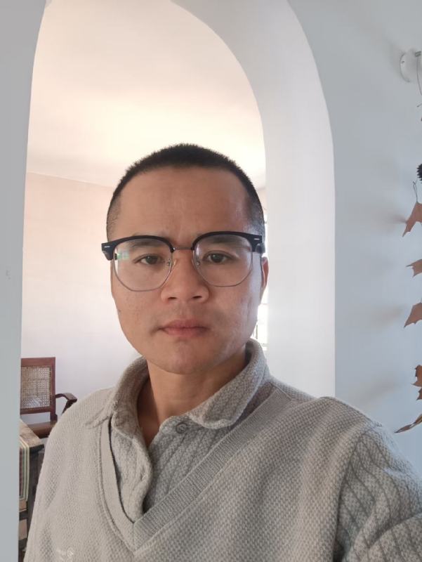 戴戴的第二张照片--衡阳相亲服务中心