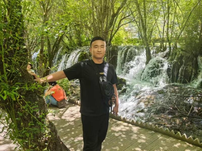 不管多累的第一张照片--衡阳相亲服务中心