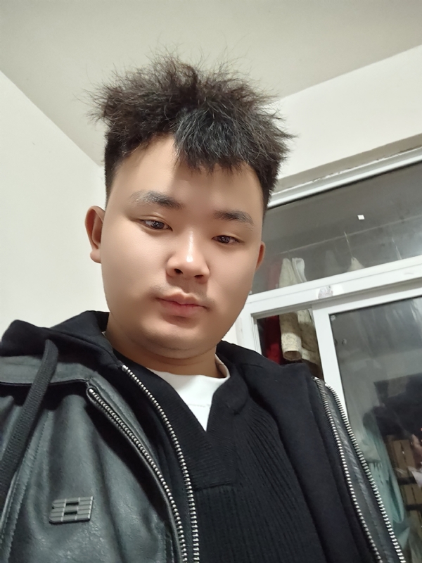 阿龙找对象的第一张照片--衡阳相亲服务中心