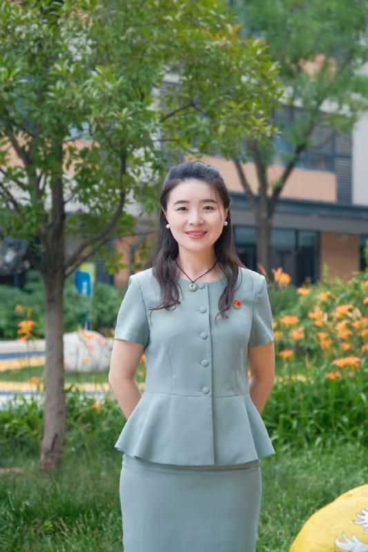 弯弯的第一张照片--衡阳相亲服务中心