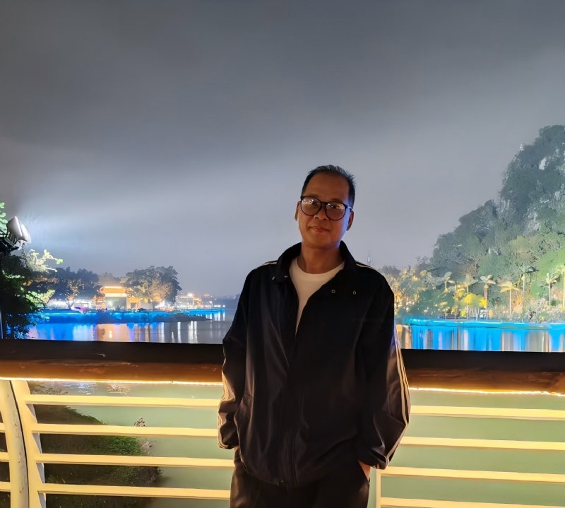 高山流云的第一张照片--衡阳相亲服务中心